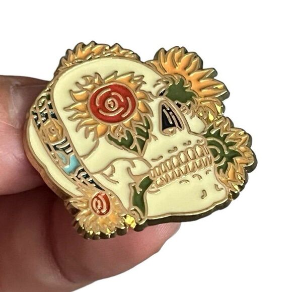 Vincent Van Gogh Inspired Artwork Sunflower Skull Enamel Pin - Picture 3 of 9